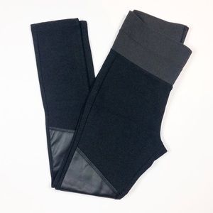 Large Leggings / Tights